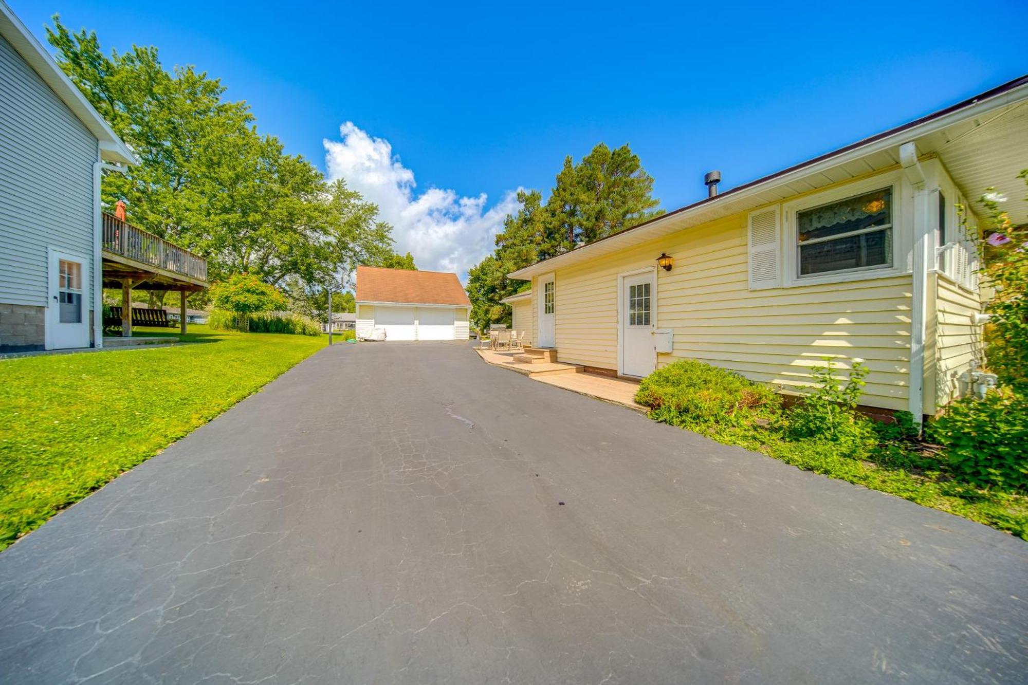 Mayville Getaway With Deck Near Chautauqua Lake! Exterior photo